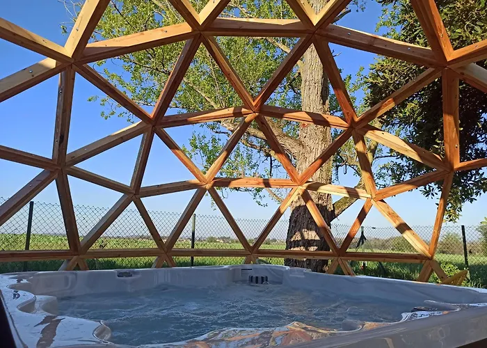 Gite De Charme Et Spa Pres D\'Albi , Au Mas De Bel Air