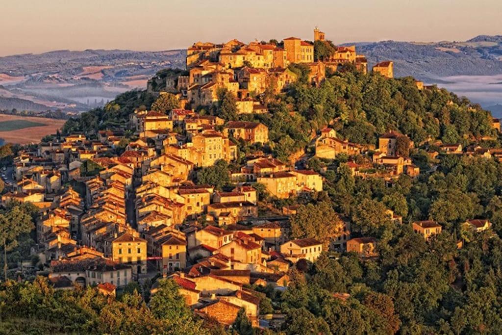 De Charme Et Pres D'albi , Au Mas De Bel Air